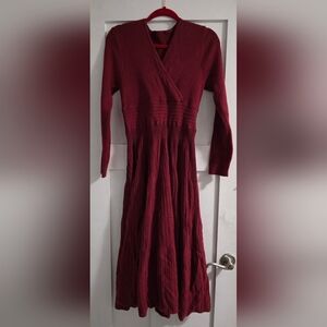 NWOT L Elegant Burgundy Knit Dress